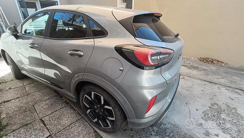 Usata Ford Puma ST-Line 2020 Grigio SUV