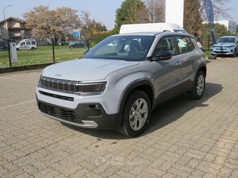 Nuova Jeep Avenger Altitude 110 CV (80 kW) 2026 Grigio SUV