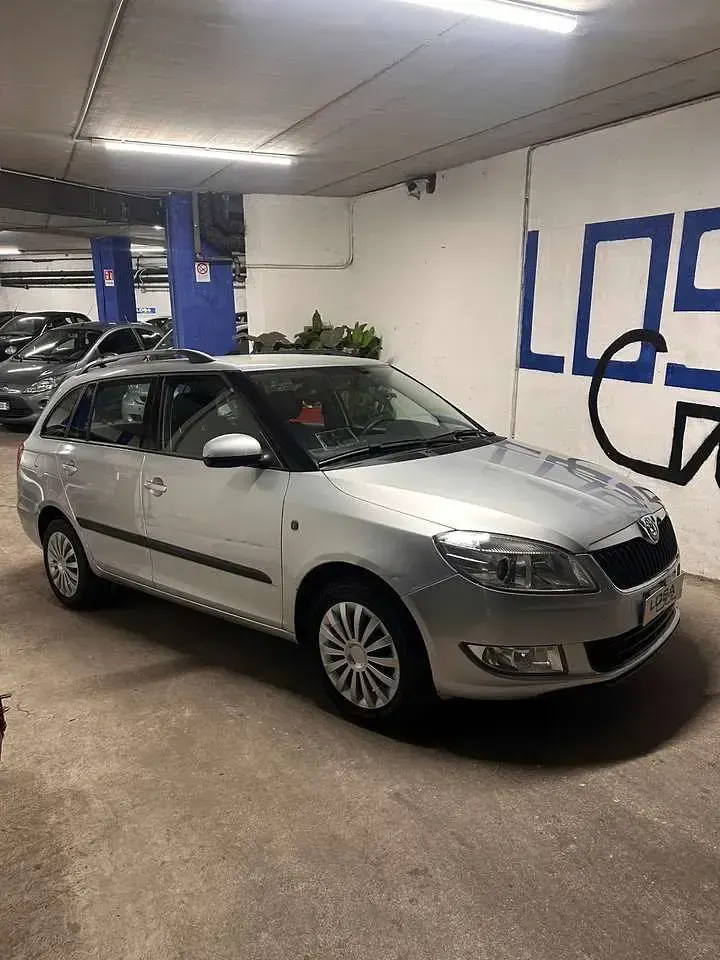Begagnad Skoda Fabia Sport 86 HK (63 kW) 2010 Beige Kombi