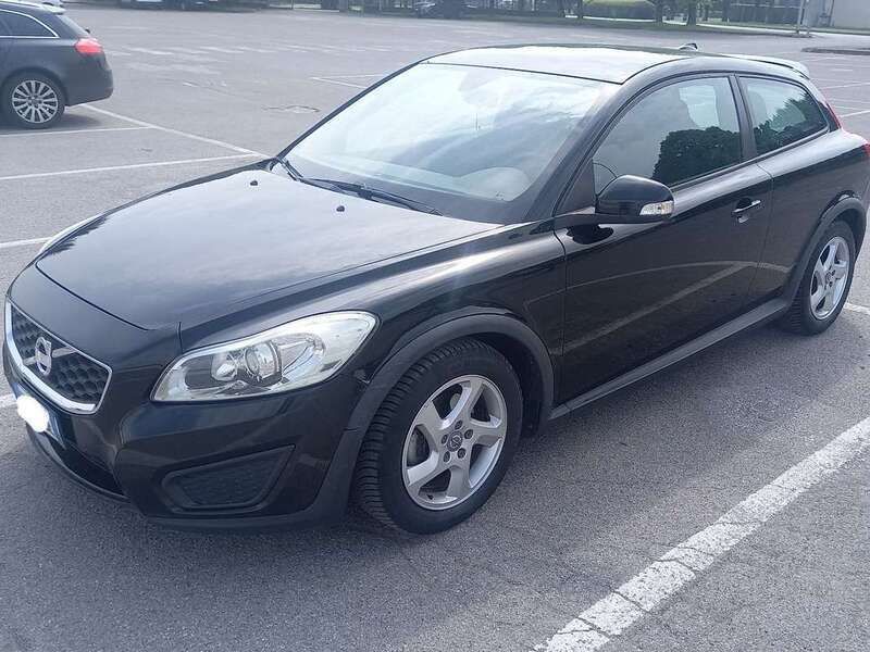 Usata 2010 Volvo C30 Kinetic Due volumi | 3799 € (Molto cara) - Immagine 1/4
