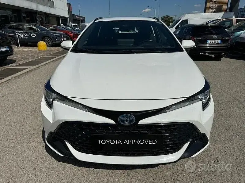Usata Toyota Corolla Active 140 CV (102 kW) 2023 Other Station wagon