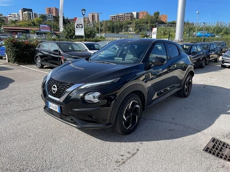 Nero Usata 2023 Nissan Juke N-Connecta SUV | 15.900 € (Buon prezzo) - Immagine 1/4