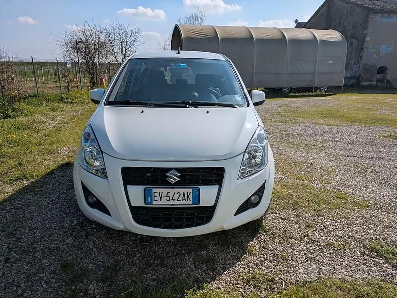Usata Suzuki Splash 94 CV (69 kW) 2014 Bianco Utilitaria