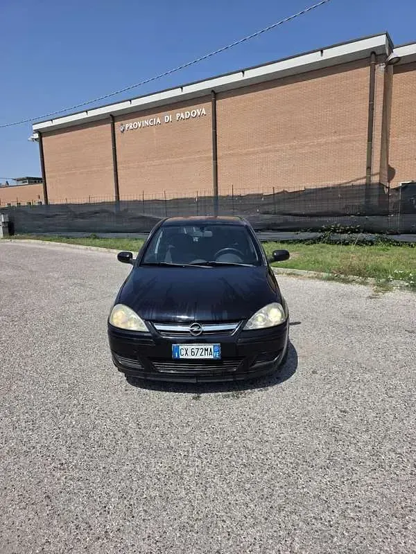 Usata Opel Corsa 60 CV (44 kW) 2005 Utilitaria