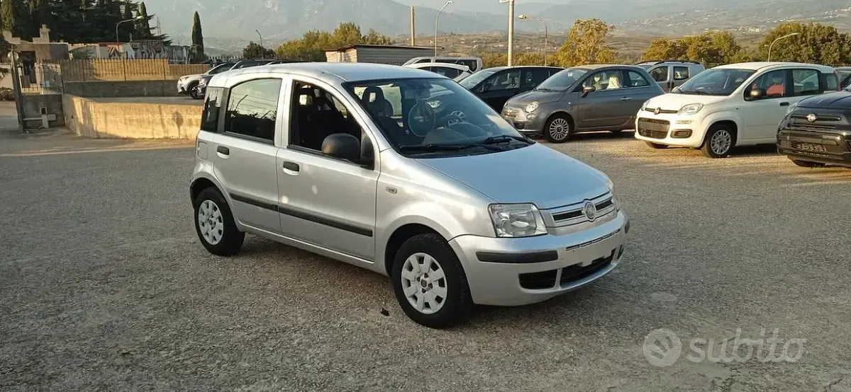 Usata Fiat Panda Dynamic 75 CV (55 kW) 2011 Grigio Utilitaria