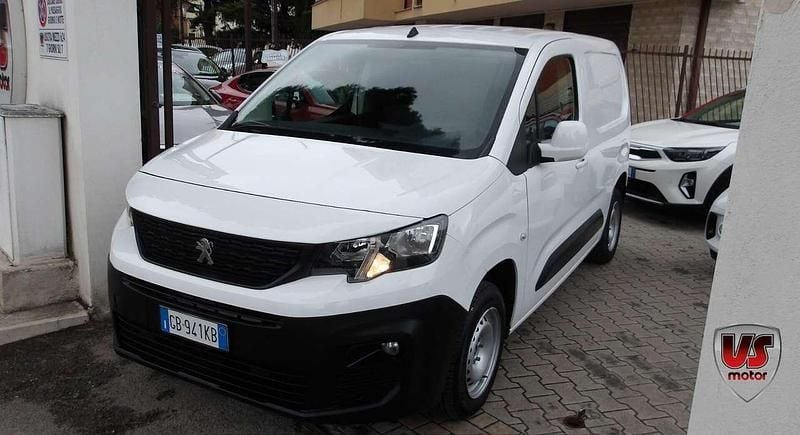 Usata Peugeot Partner Premium 102 CV (75 kW) 2020 Bianco Monovolume