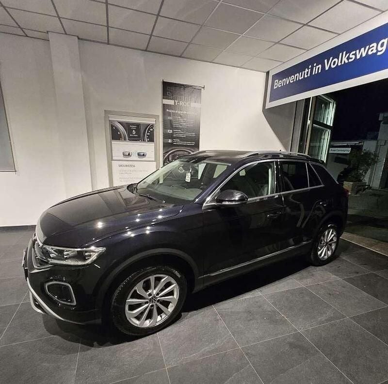 Usata VW T-Roc Style 116 CV (85 kW) 2024 Nero SUV