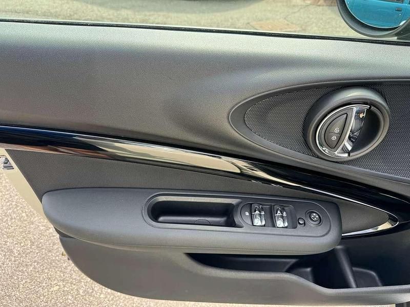 Usata Mini One Clubman 102 CV (75 kW) 2019 Beige Station wagon