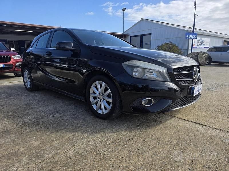 Usata Mercedes A180 Executive 108 CV (79 kW) 2014 Nero Berlina