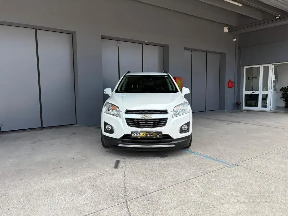 Usata Chevrolet Trax LTZ 131 CV (96 kW) 2014 Bianco SUV