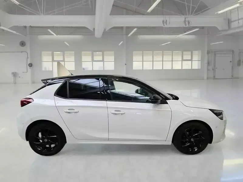 Usata Opel Corsa Design Edition 74 CV (54 kW) 2022 Utilitaria