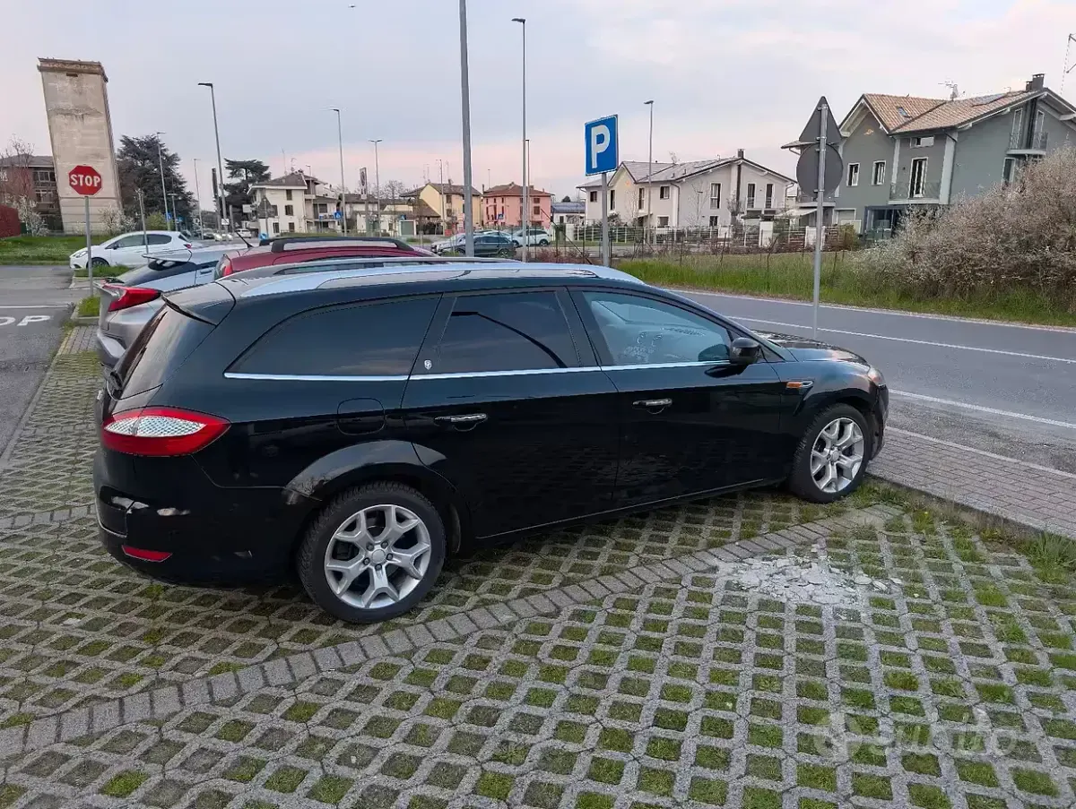 Usata Ford Mondeo 140 CV (102 kW) 2008 Nero Station wagon