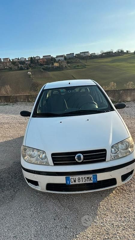 Usata Fiat Punto 2005 Bianco Utilitaria