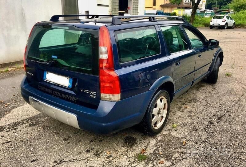 Usata Volvo XC70 200 CV (147 kW) 2007 Blu SUV