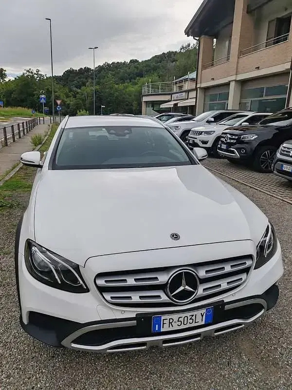 Usata Mercedes E220 All-Terrain Premium Plus 194 CV (142 kW) 2018 Station wagon