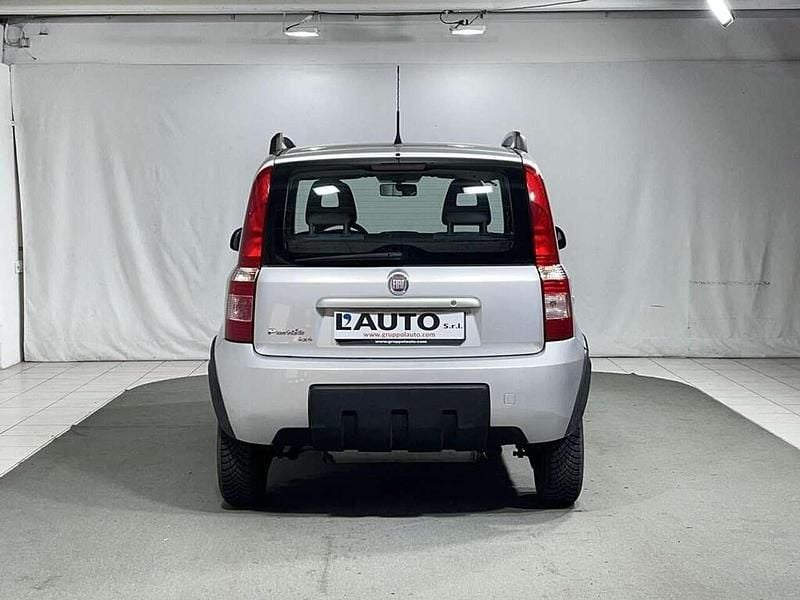 Gebraucht Fiat Panda 4x4 Climbing 75 PS (55 kW) 2011 Silber Kleinwagen