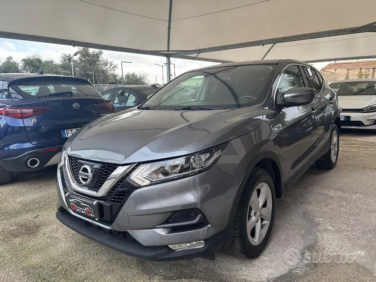 Usata Nissan Qashqai 110 CV (80 kW) 2018 Grigio SUV
