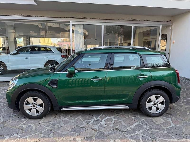 Usata Mini One D Countryman Business 116 CV (85 kW) 2021 British racing green SUV
