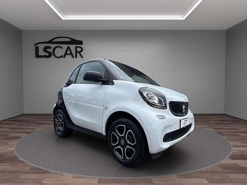 Bianco Usata 2018 Smart ForTwo Coupé Passion Utilitaria | 13.490 € (Buon prezzo) - Immagine 1/4
