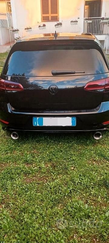 Usata VW Golf VII R-line 2018 Nero Utilitaria