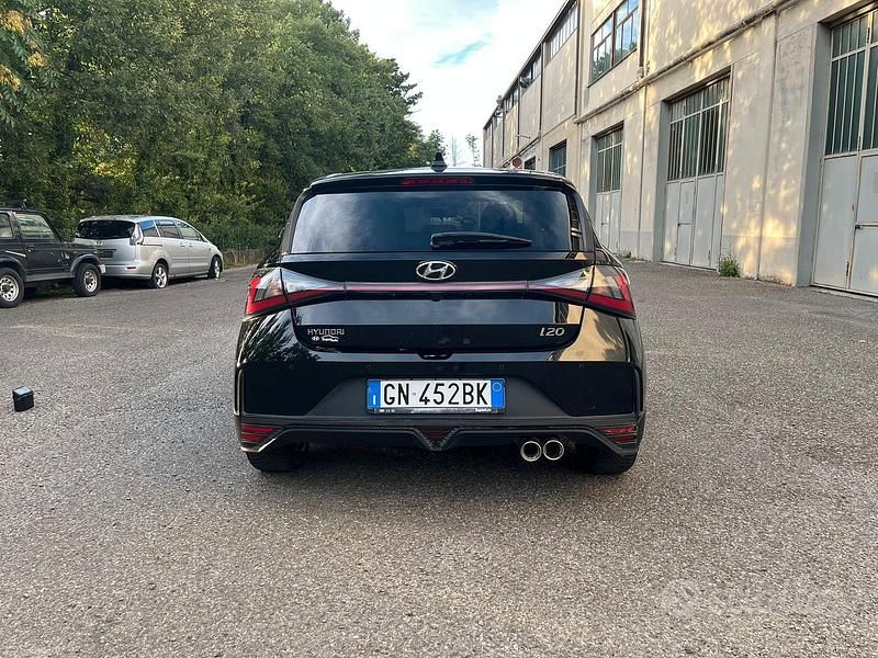 Usata Hyundai i20 120 CV (88 kW) 2023 Nero Berlina