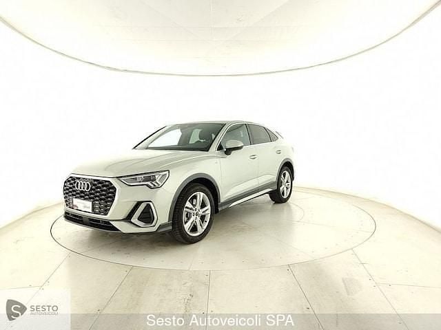 Usata Audi Q3 Sportback S-Line 193 CV (141 kW) 2024 Argento rugiada metallizzato SUV
