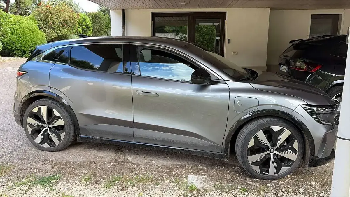 Usata Renault Mégane IV Evolution 55 kW (75 CV) 2023 Grigio Berlina