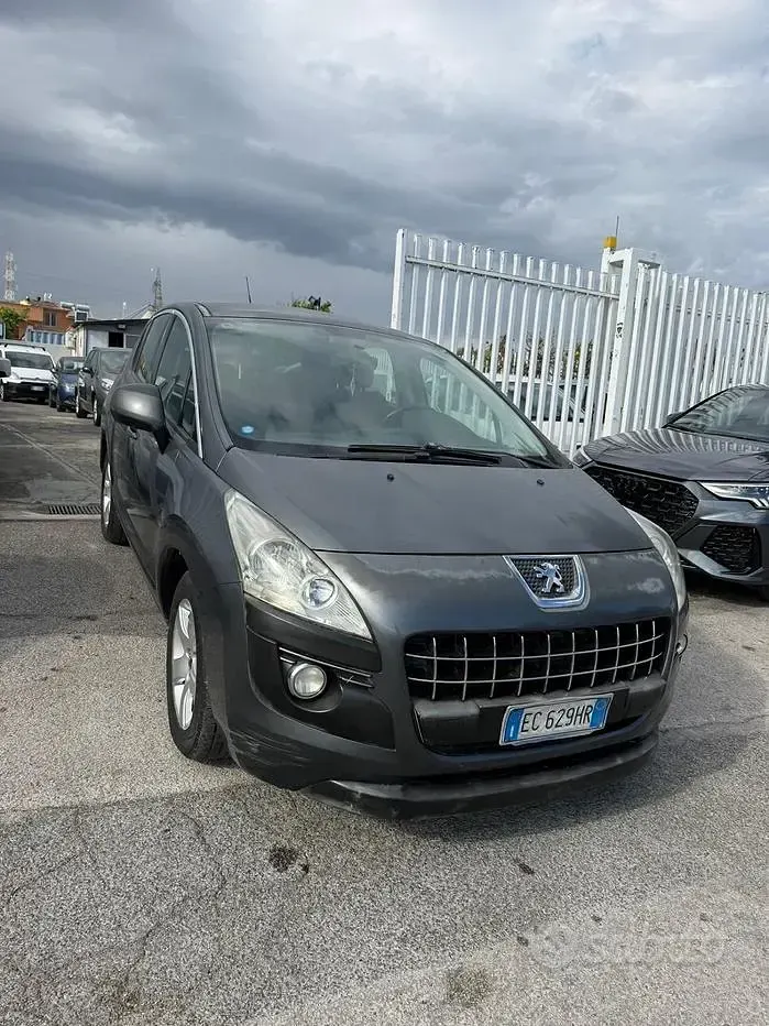 Usata Peugeot 3008 Premium 109 CV (80 kW) 2010 Grigio Station wagon