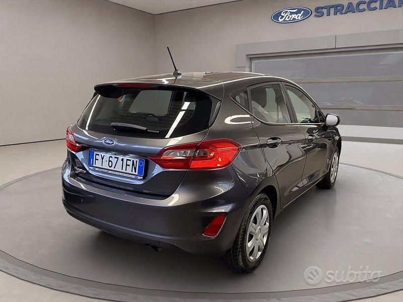 Usata Ford Fiesta 86 CV (63 kW) 2019 Grigio Utilitaria