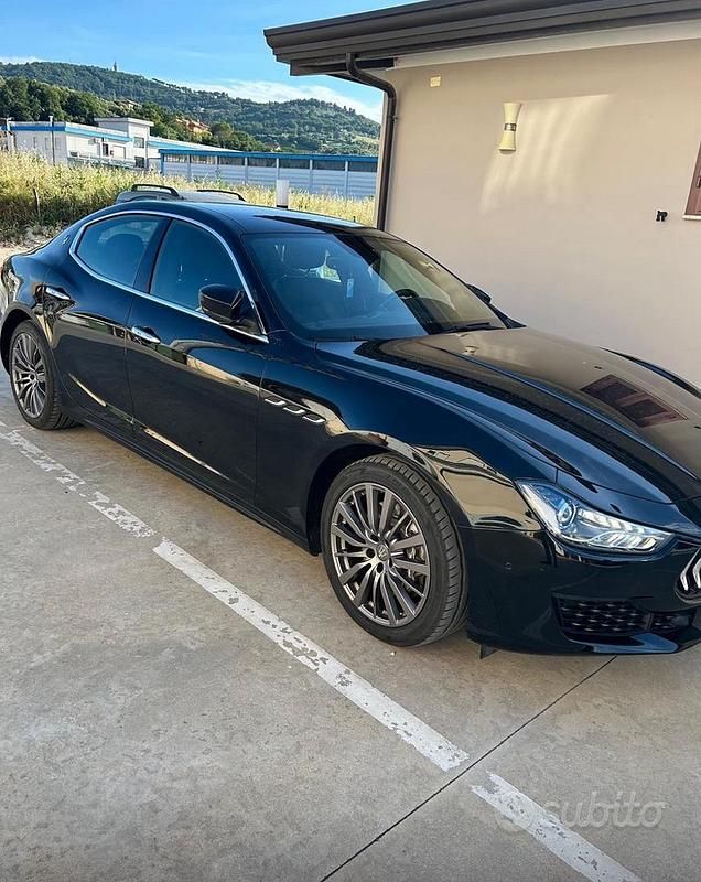 Usata Maserati Ghibli 250 CV (183 kW) 2019 Nero Berlina