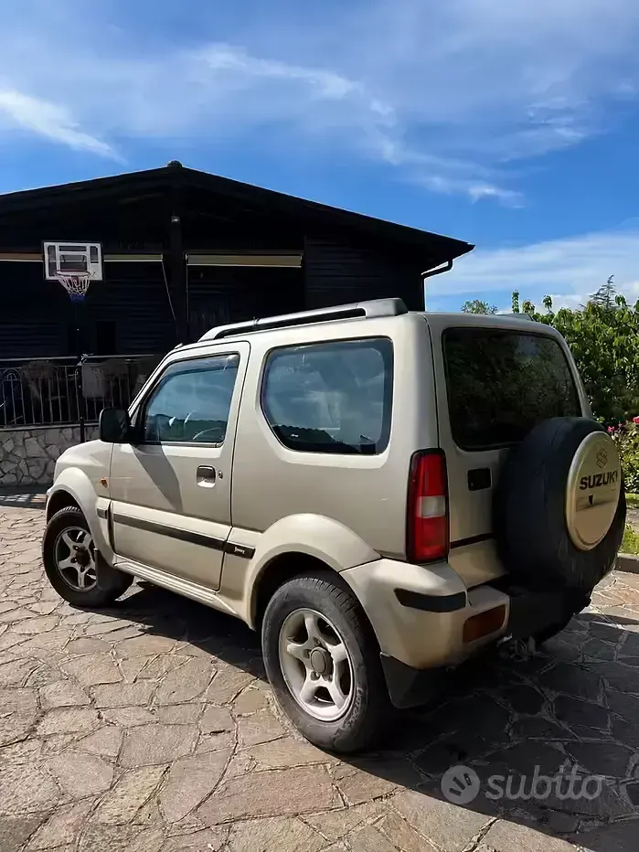 Usata Suzuki Jimny 82 CV (60 kW) 2001 SUV
