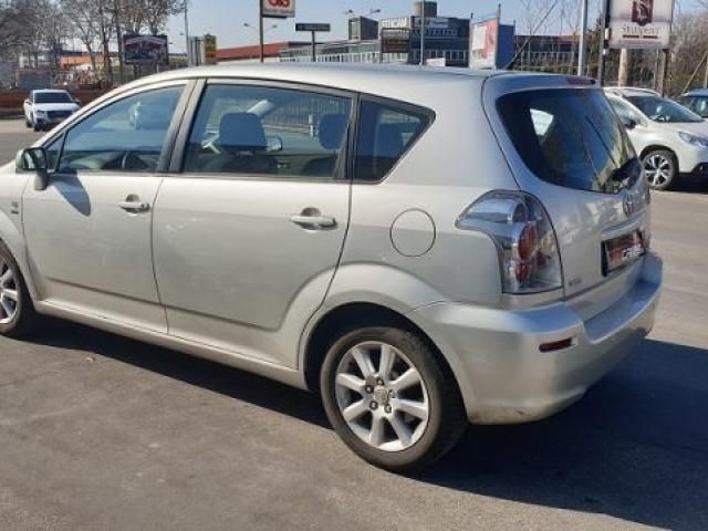 Toyota corolla verso 2005