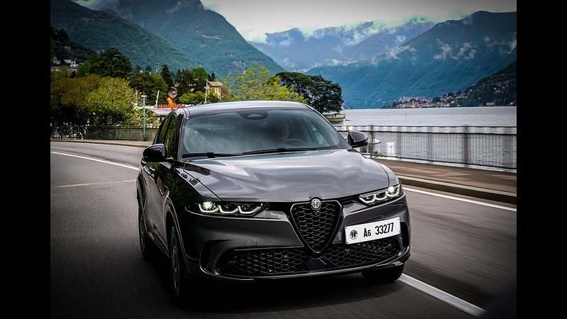 Nuova Alfa Romeo Tonale Sprint 131 CV (96 kW) 2025 Blu misano SUV