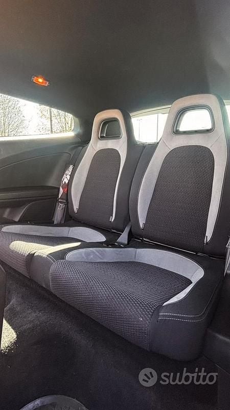 Usata VW Scirocco R-line 122 CV (89 kW) 2010 Bianco Coupé