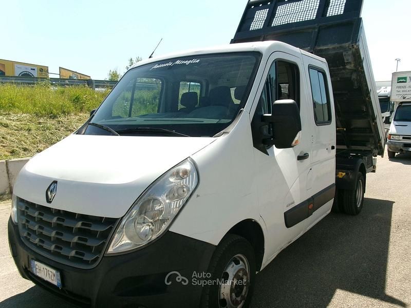 Begagnad Renault Master 125 HK (91 kW) 2011 Vit Sedan