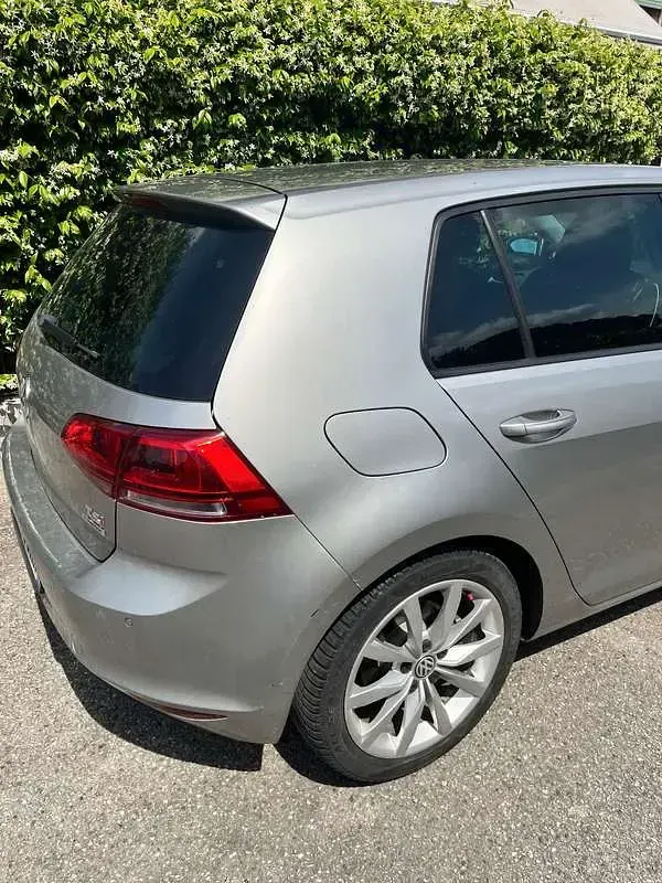 Usata VW Golf VII Highline 122 CV (89 kW) 2013 Grigio Berlina