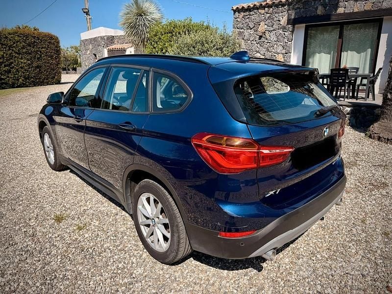 Usata BMW X1 150 CV (110 kW) 2018 Blu SUV