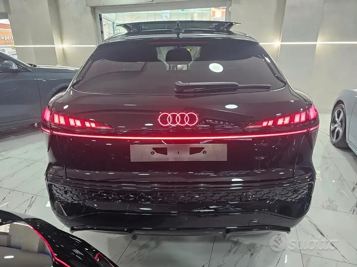 Nuova Audi Q3 Sportback S-Line 150 CV (110 kW) 2026 Nero SUV
