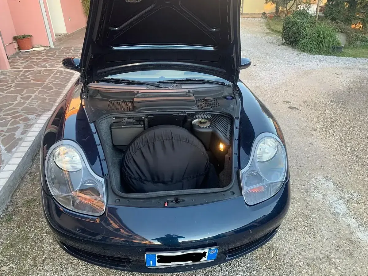 Usata Porsche Boxster 220 CV (161 kW) 2000 Blu Cabrio