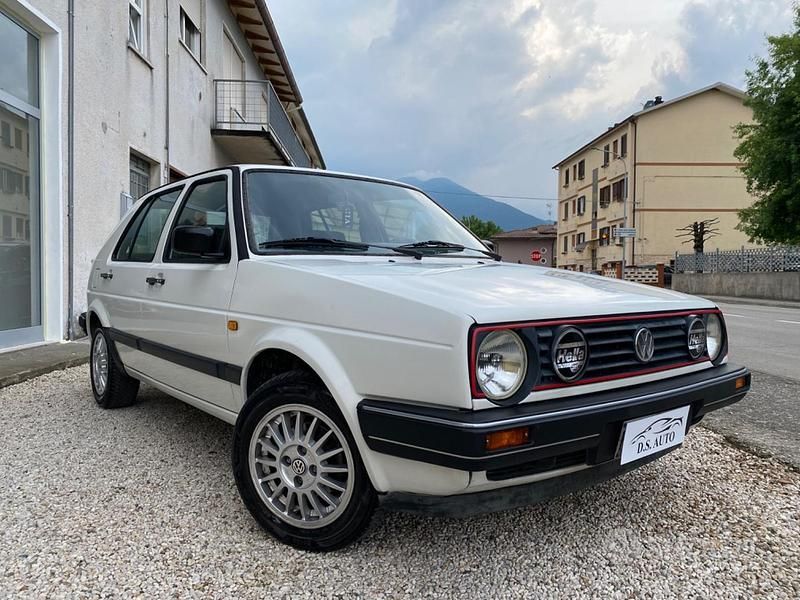 Usata VW Golf II 73 CV (53 kW) 1988 Bianco Utilitaria
