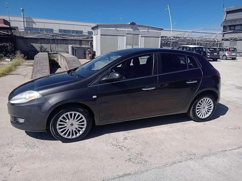 Usata Fiat Bravo Emotion 105 CV (77 kW) 2009 Grigio Utilitaria