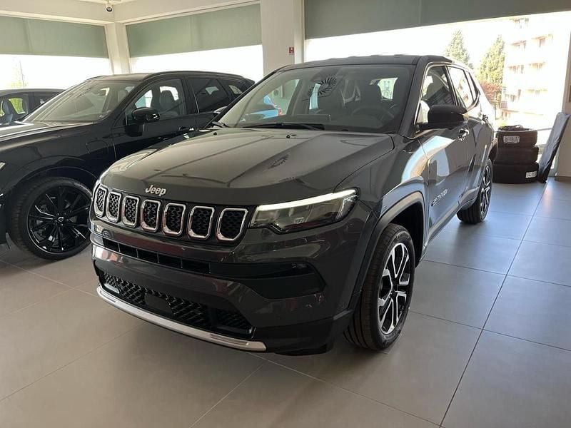 Nuova Jeep Compass Altitude 131 CV (96 kW) 2025 Grigio SUV