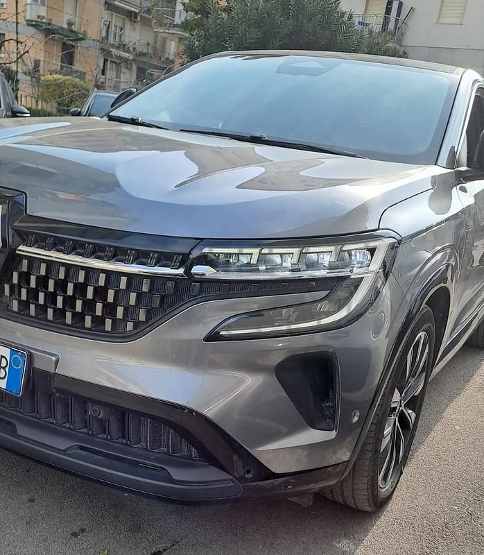 Usata Renault Austral Techno 130 CV (95 kW) 2023 Grigio SUV