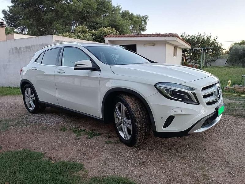 Usata Mercedes GLA200 Premium 136 CV (100 kW) 2014 SUV