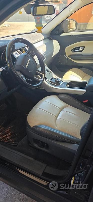 Usata Land Rover Range Rover evoque Pure 150 CV (110 kW) 2018 Nero SUV