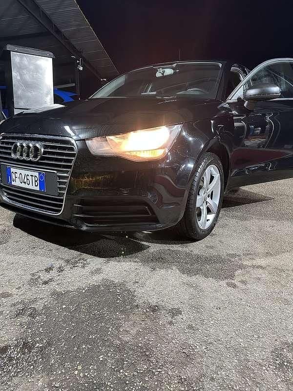 Usata Audi A1 Sportback Ambition 86 CV (63 kW) 2012 Utilitaria