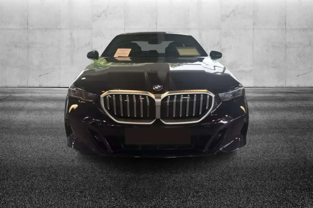 Usata BMW 520 M Sport 197 CV (144 kW) 2024 Nero SUV