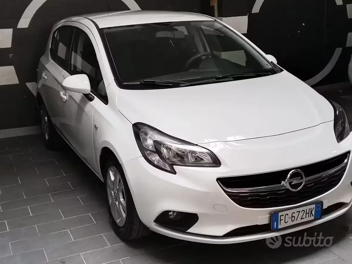 Usata Opel Corsa Cosmo 75 CV (55 kW) 2016 Bianco Utilitaria