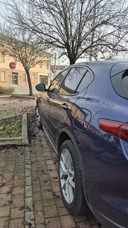 Usata Alfa Romeo Stelvio Super 209 CV (153 kW) 2019 SUV