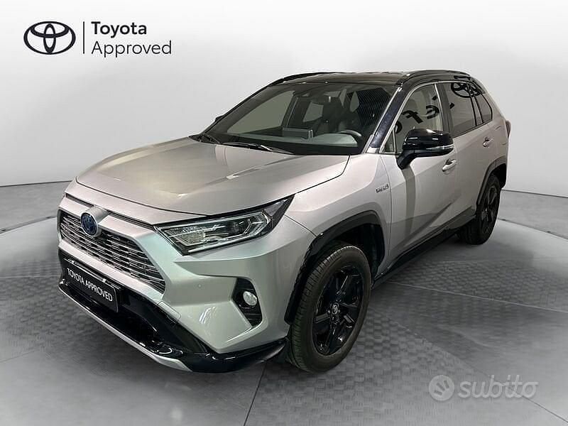 Usata Toyota RAV4 Hybrid Style 222 CV (163 kW) 2022 Grigio SUV